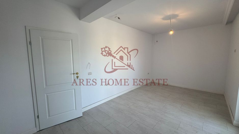 Duplex modern pe parter, 3 camere, 2 băi și terasă de 25 mp – Giarmata - Poză 10