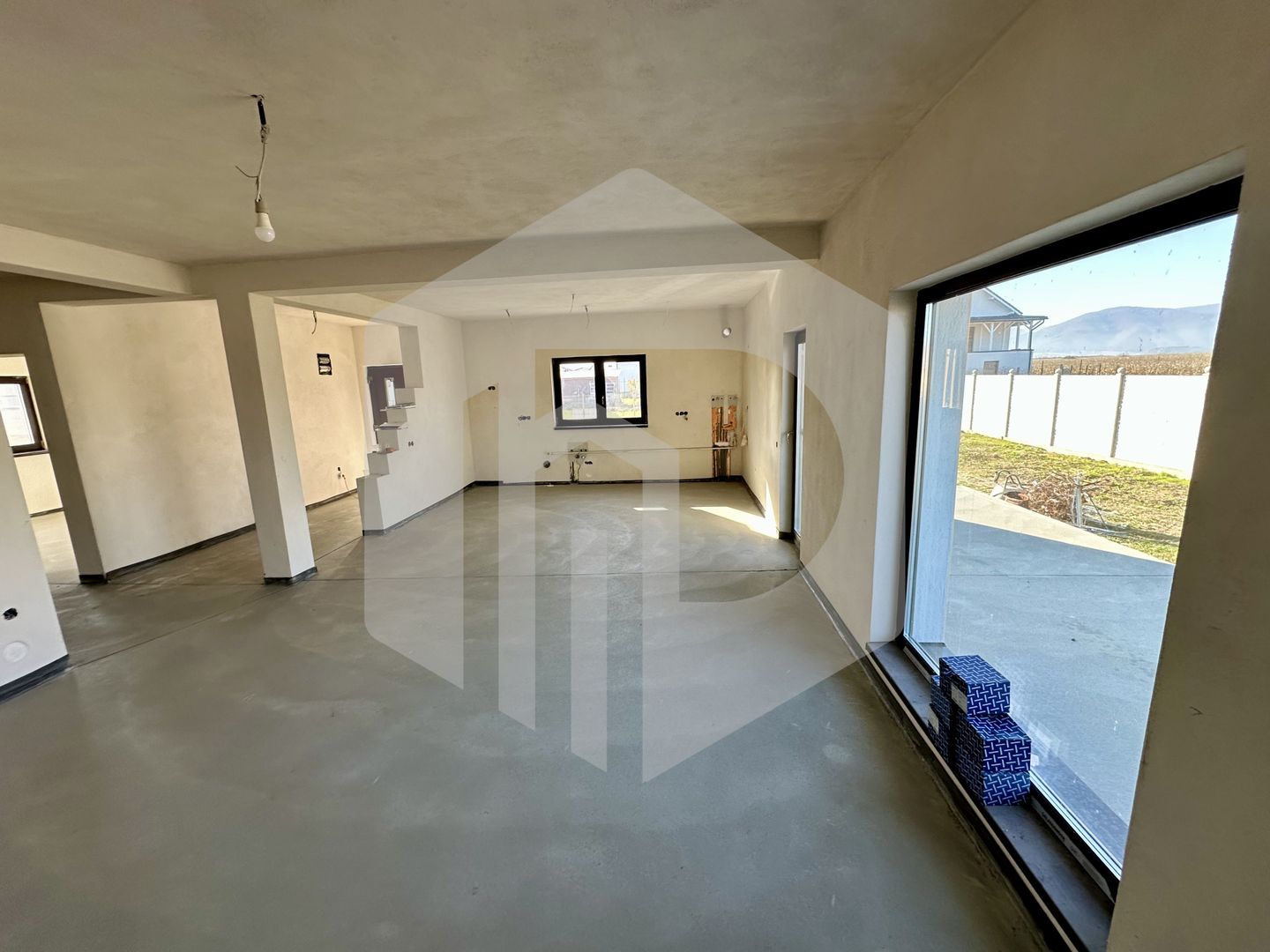 Casa individuala | Cristian | 5 camere | 160mpu | 610 Teren Liber - Poză 2