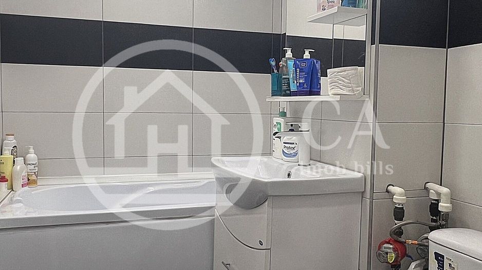 Apartament cu o camera de vanzare in Rogerius Oradea - Poză 5