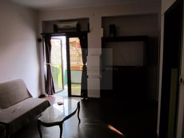 2 camere | Piata Amzei | Consolidat partial | Etaj 6 - Poză 11