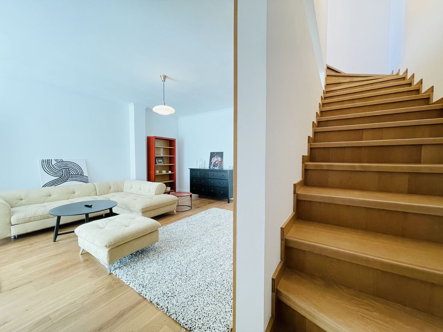 INCHIRIATA - Prima inchiriere, Segmentul Lux | Central | Panouri solare - Poză 2