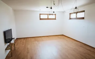 Casa 8 Camere- 3 Bai-316 MPU- Teren 581MP-Selimbar - Poză 11
