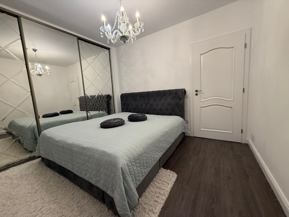 Apartament 3 camere decomandate, 2 bai,balcon, etaj intermediar, garaj - Poză 5