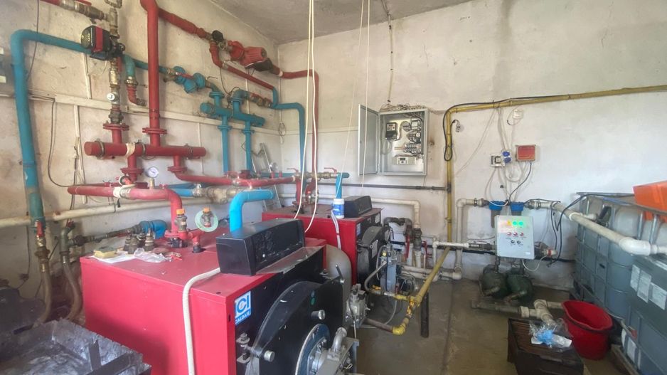 Oportunitate rară de investiție! Bloc cu 100 de garsoniere –Târgoviște - Poză 14