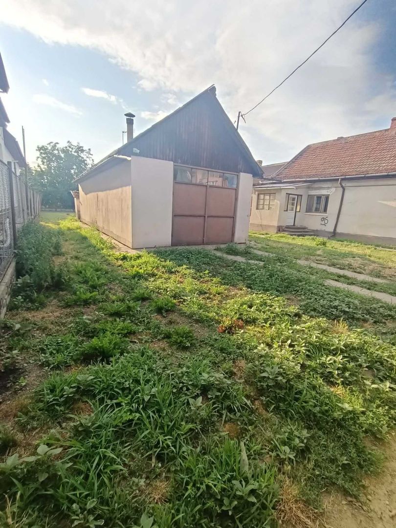 BRASADAS vinde casă 3 cam teren 9200 mp. in zona Closca. - Poză 3