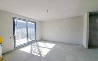 Penthouse 150 mp utili+ terase 200 mp+ 2 parcari subterane +curte 120 mp - Poză 6