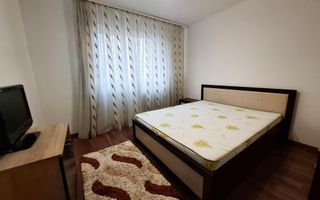 Apartament cu 3 camere, decomandat, zona Republicii - Poză 6
