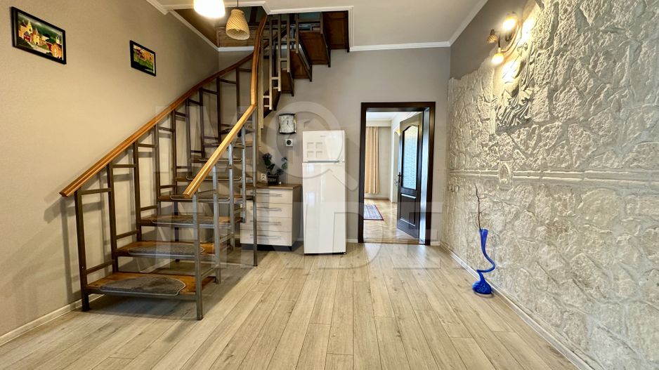 Apartament 4 camere in vila pe 2 niveluri, 150 mp, Andrei Muresanu - Poză 10