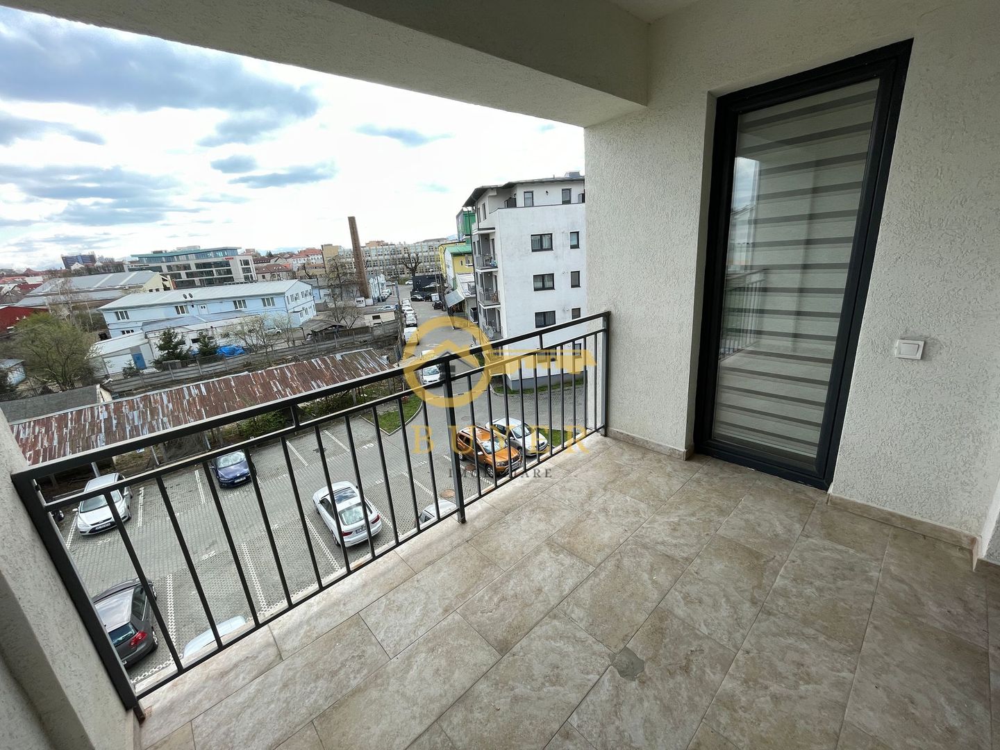 Apartament cu o camera mobilat si utilat- Balcon mare, lift - Poză 7