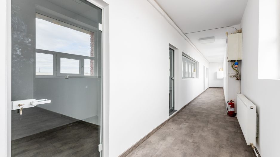 Spațiu de birouri de închiriat în zona UTA - Poză 3