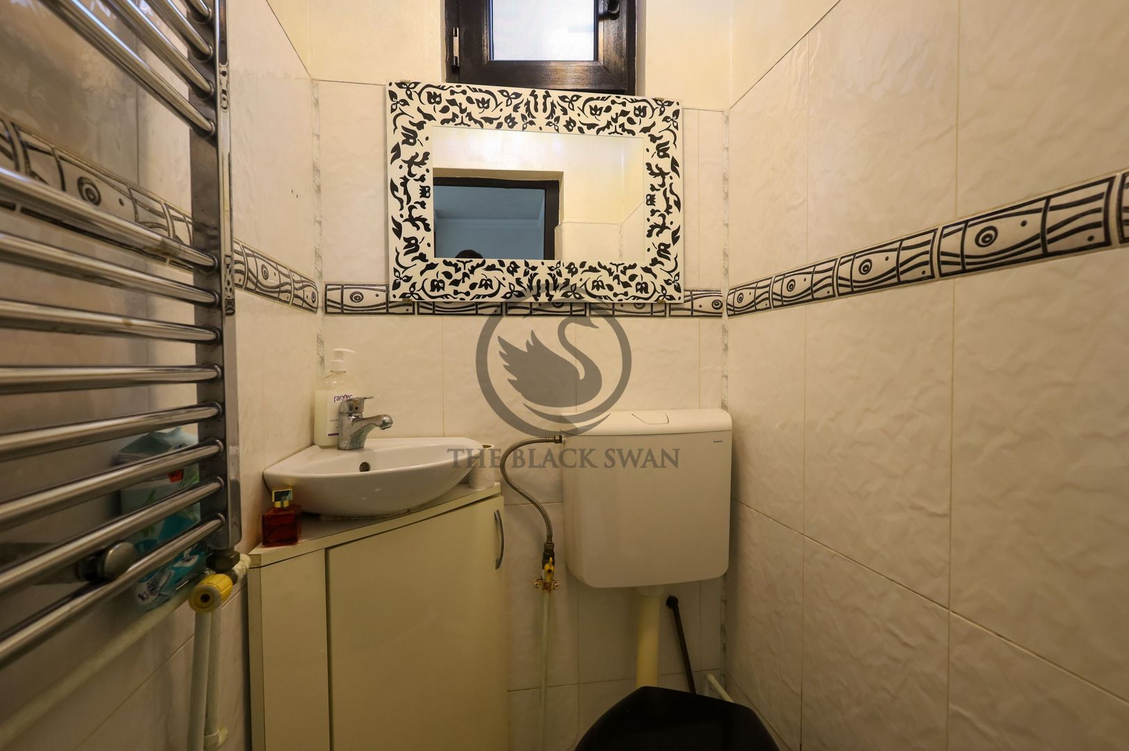 Casa 6 camere de vanzare | Salon Infrumusetare | Ploiesti, COMISION 0% - Poză 16