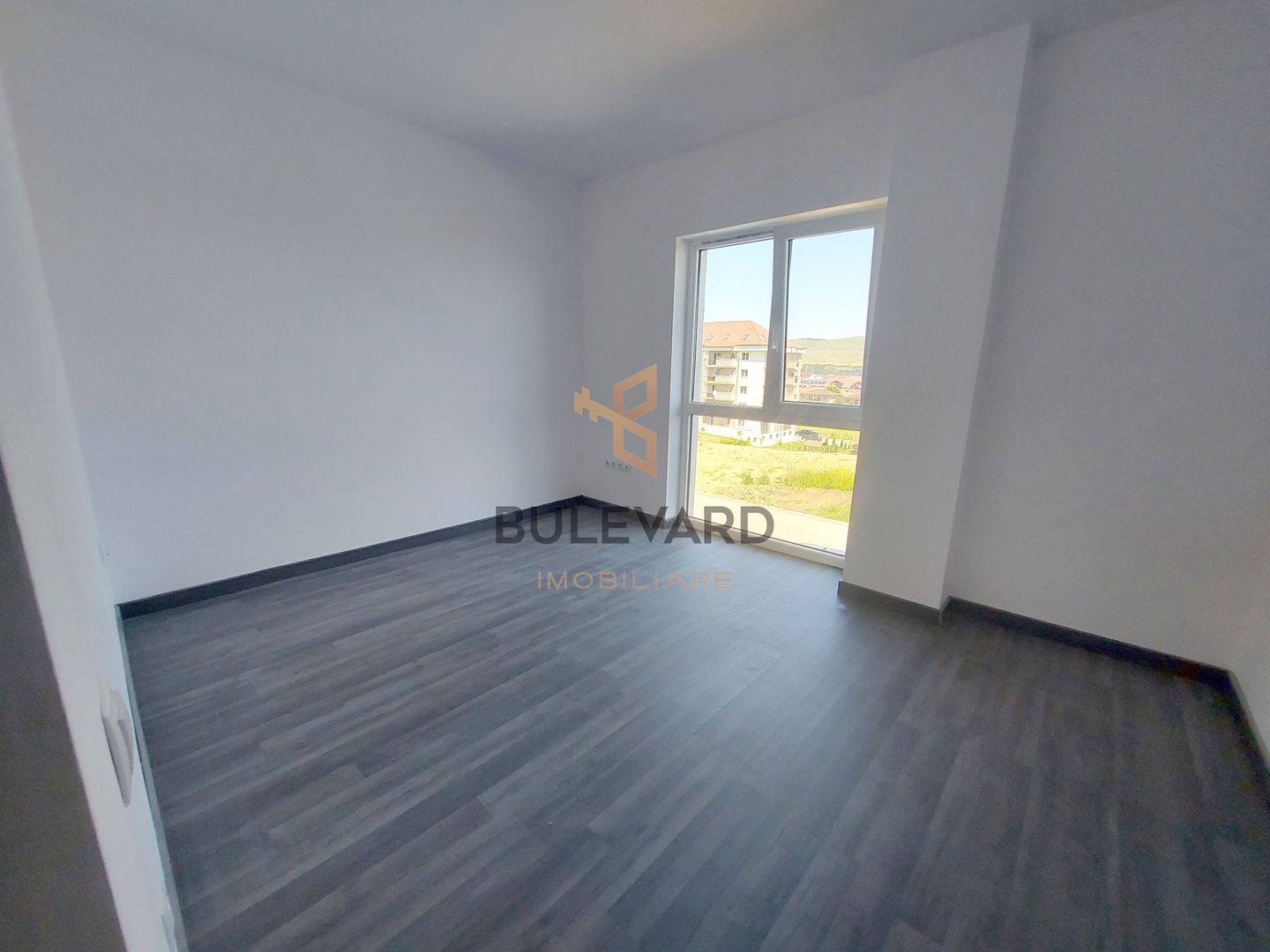 Apartament cu 2 camere , zona strazii Fagului! - Poză 4