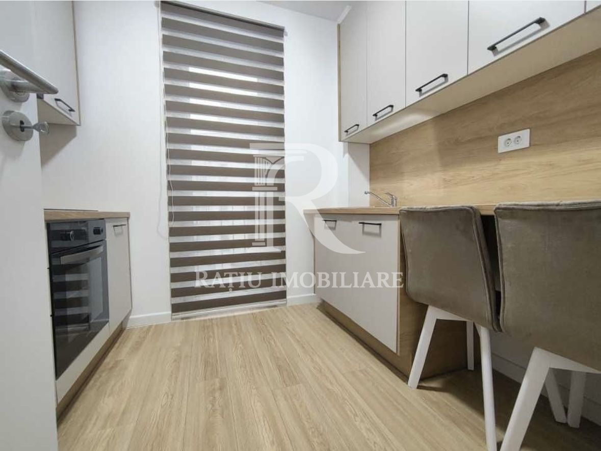 Apartament cu 2 camere | Scala | Parcare subterana inclusă | Oradea - Poză 3