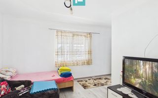Casă 225 mp cu teren 1.482 mp în Leș - Poză 18