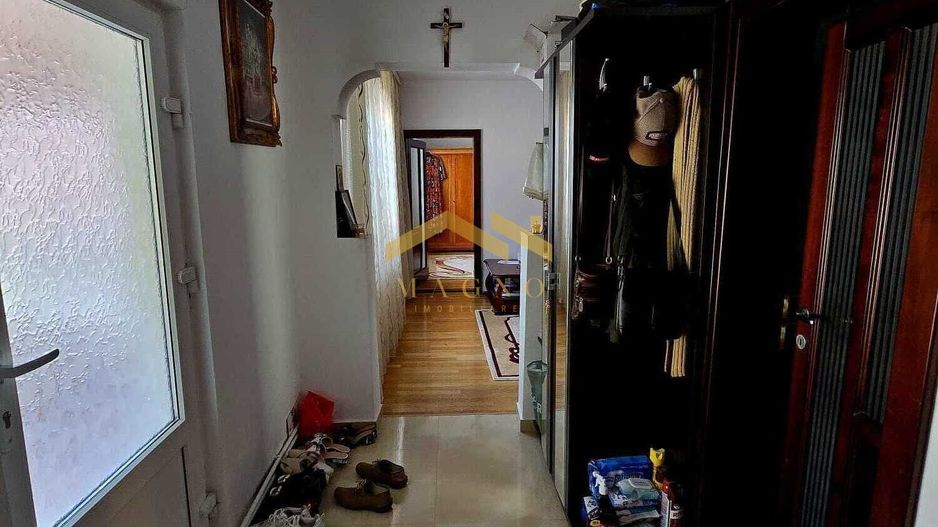 Casa de vanzare cu teren mare pe Ady Endre Aradul nou - Poză 20