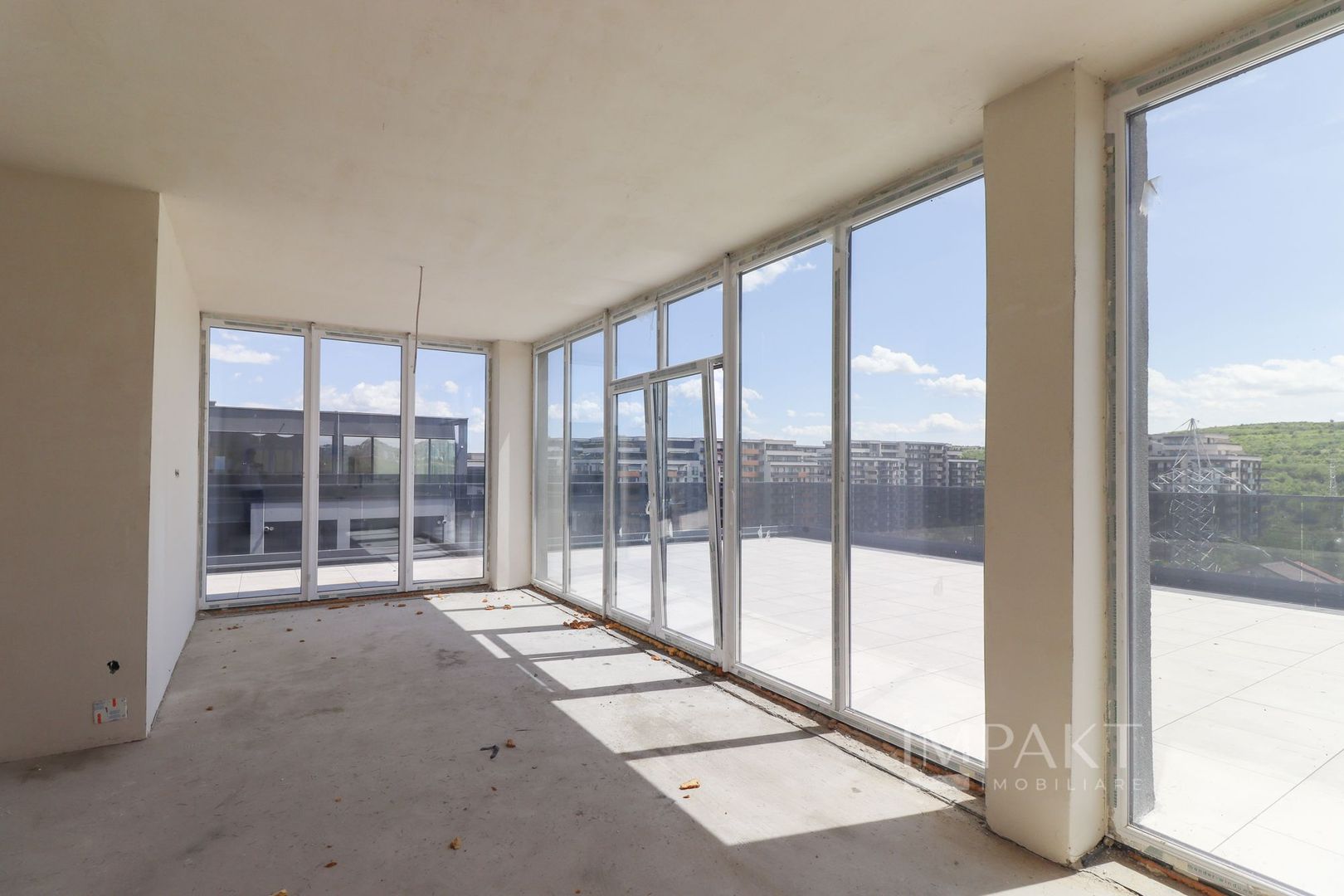 Penthouse de exceptie cu terasa panoramica de 104 m2  in Sopor ! - Poză 3