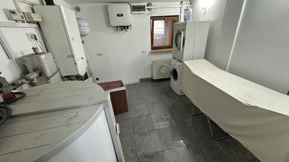 Proprietate cu piscina Dumbravita - Poză 57