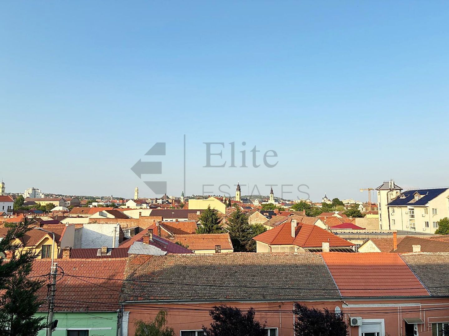 Apartament decomandat cu 2 camere central in Oradea - Poză 2