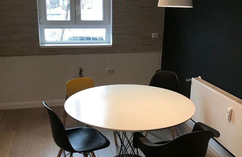 Apartament cu 3 camere zona Armeneasca - Poză 1