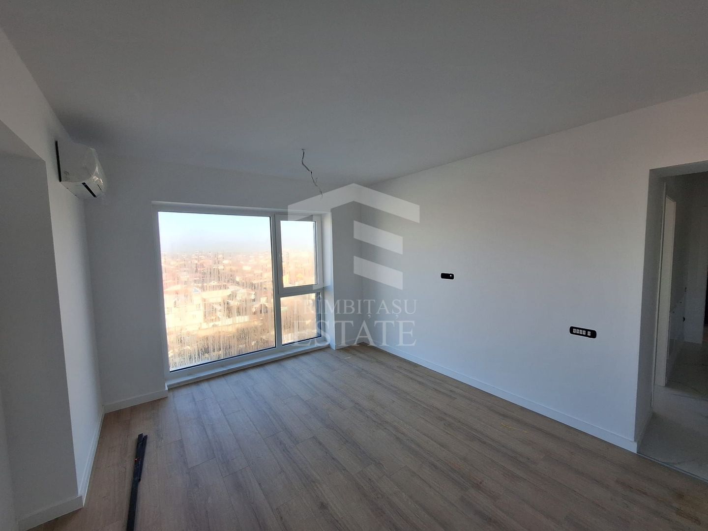 3 CAMERE - 2 BAI-2 BALCOANE - ULTRAFINISAT FINALIZAT  TITAN PALLADY - Poză 8