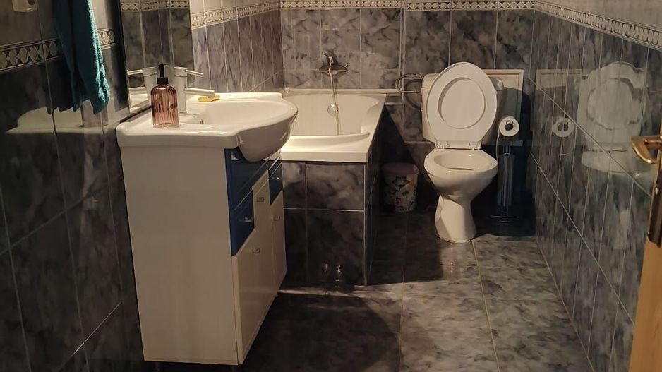 Închiriez apartament 2 camere, Nerva Traian, spațios - Poză 6