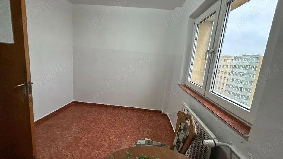 Vand ap 3 camere semidecomandat  Sos.Pantelimon - Poză 2