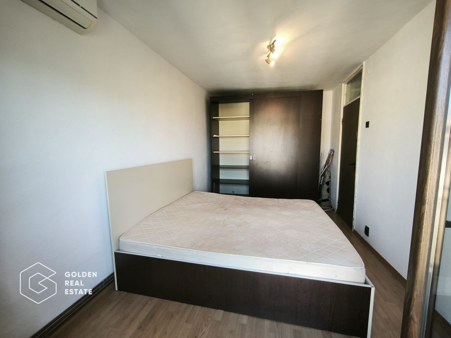 Apartament cu 3 camere, in Micalaca,  75 mp - Poză 10