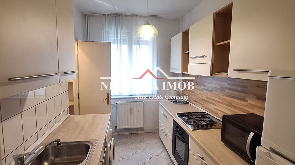 NECTORA IMOB-Apartament 3 camere,2 balcoane,Zona Ultracentrala Magheru - Poză 3