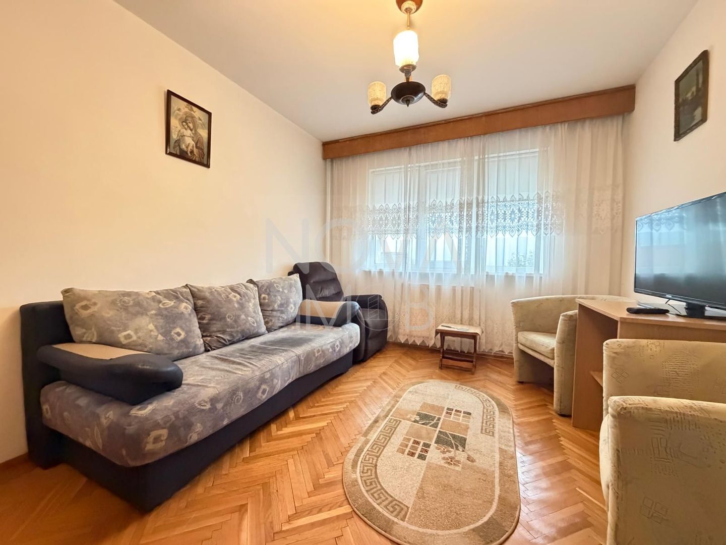 Apartament de inchiriat 3 camere etajul 4, cu lift,  Zona Vasile Aaron - Poză 9