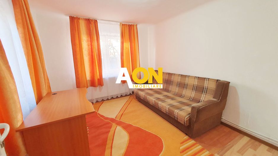 Casa cu 2 camere, 300 mp teren, Cetate - Poză 7