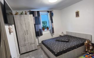 Apartament de vânzare Cisnădie | Central | 3 camere decomandat - Poză 2