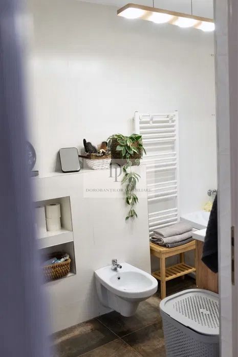 Duplex cu 4 camere | Curte amenajată | 2 Parcări | Dâmbul Rotund - Poză 9