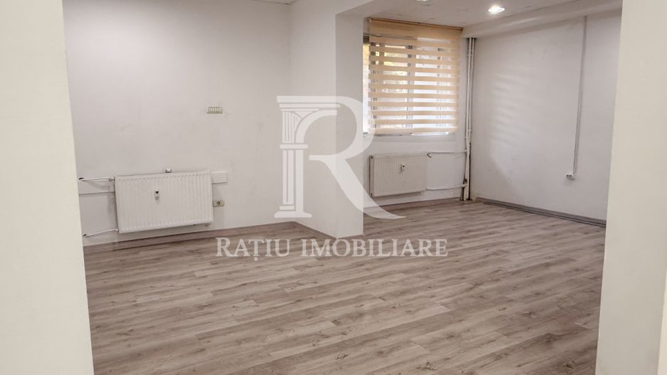 Spațiu comercial de închiriat | Bulevardul Dacia | Oradea - Poză 1