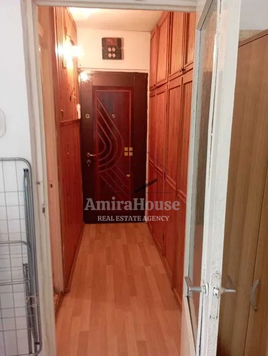 Garsoniera de inchiriat etaj 2 zona str Tasnad - Poză 5