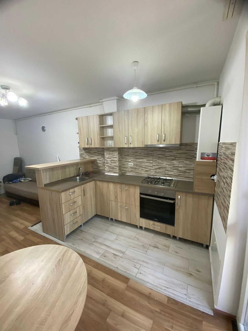 AP.2 CAMERE - APARATORI, PARCARE INCLUSA, CENTRALA PROPRIE, METROU - Poză 1