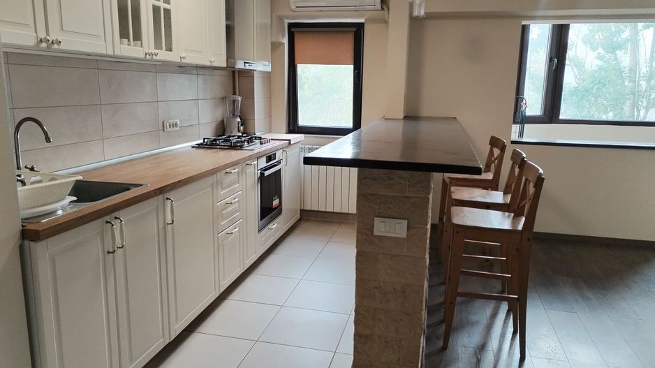 Închiriez garsonieră Piața Muncii - Decebal, spațioasă, openspace - Poză 7