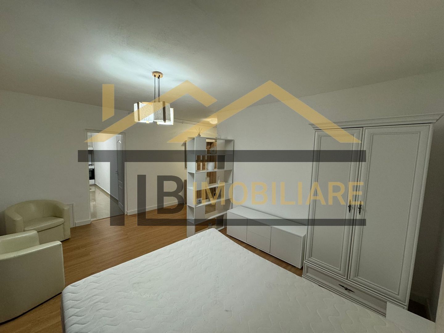 Apartament cu 1 camera, 37mp, Zona Centrala - Poză 3