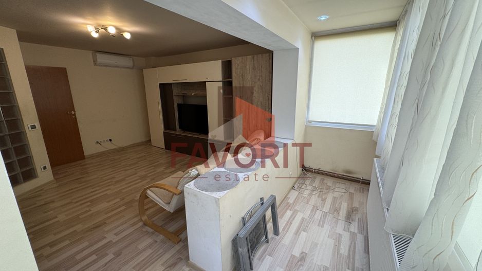 Disponibil imediat. Etaj 1. Centrala proprie. Vedere pe 2 parti. - Poză 3