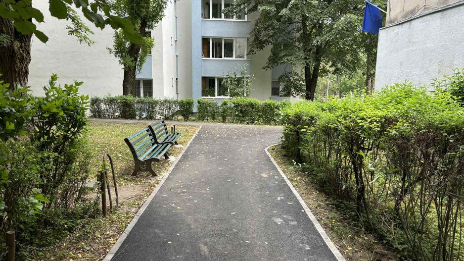 Apartament cu 2 camere (Moldovei-Aleea Covasna) - Poză 8