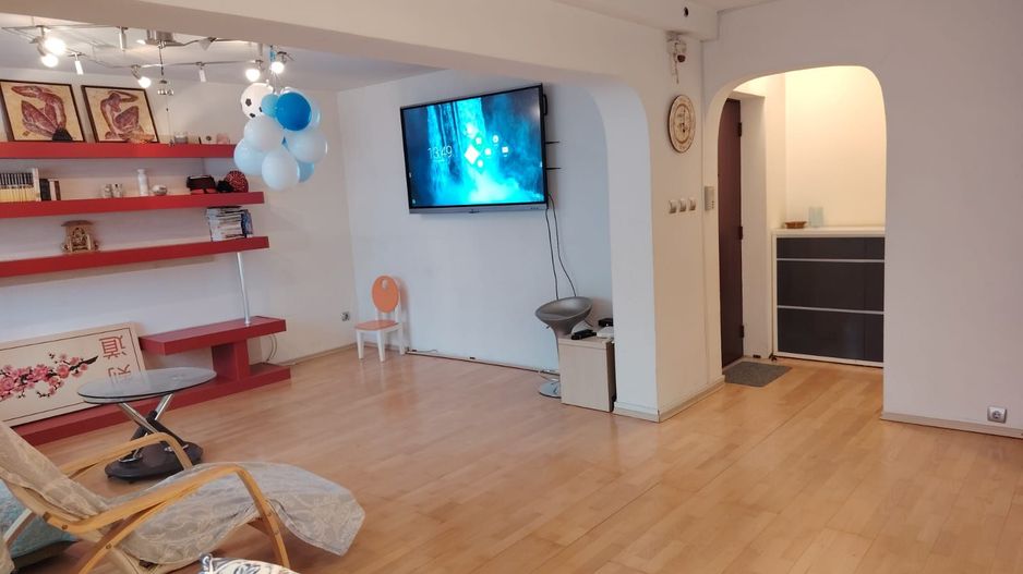 Inchiriez apartament 2 camere Port. - Poză 2