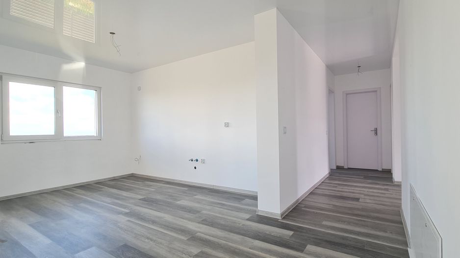 Casa 4 camere un nivel finalizata intabulata cartier Izvor Tarlungeni - Poză 6