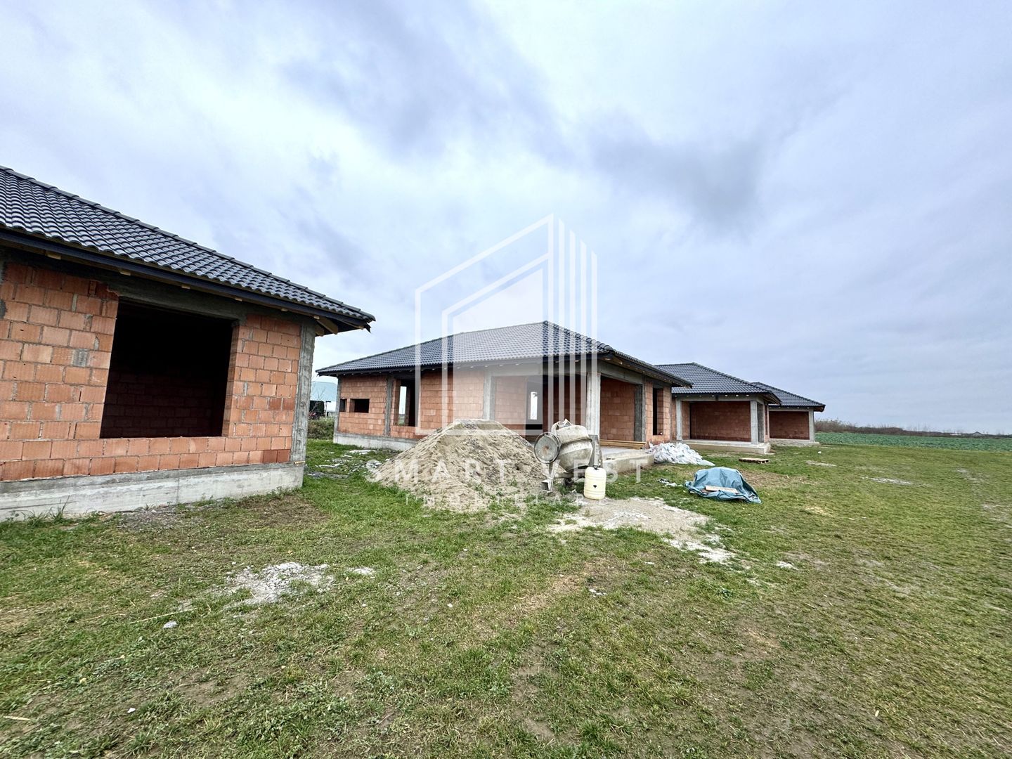 Casa in rosu tip mediteranean | 120 mp | Zona Vetis - Poză 14