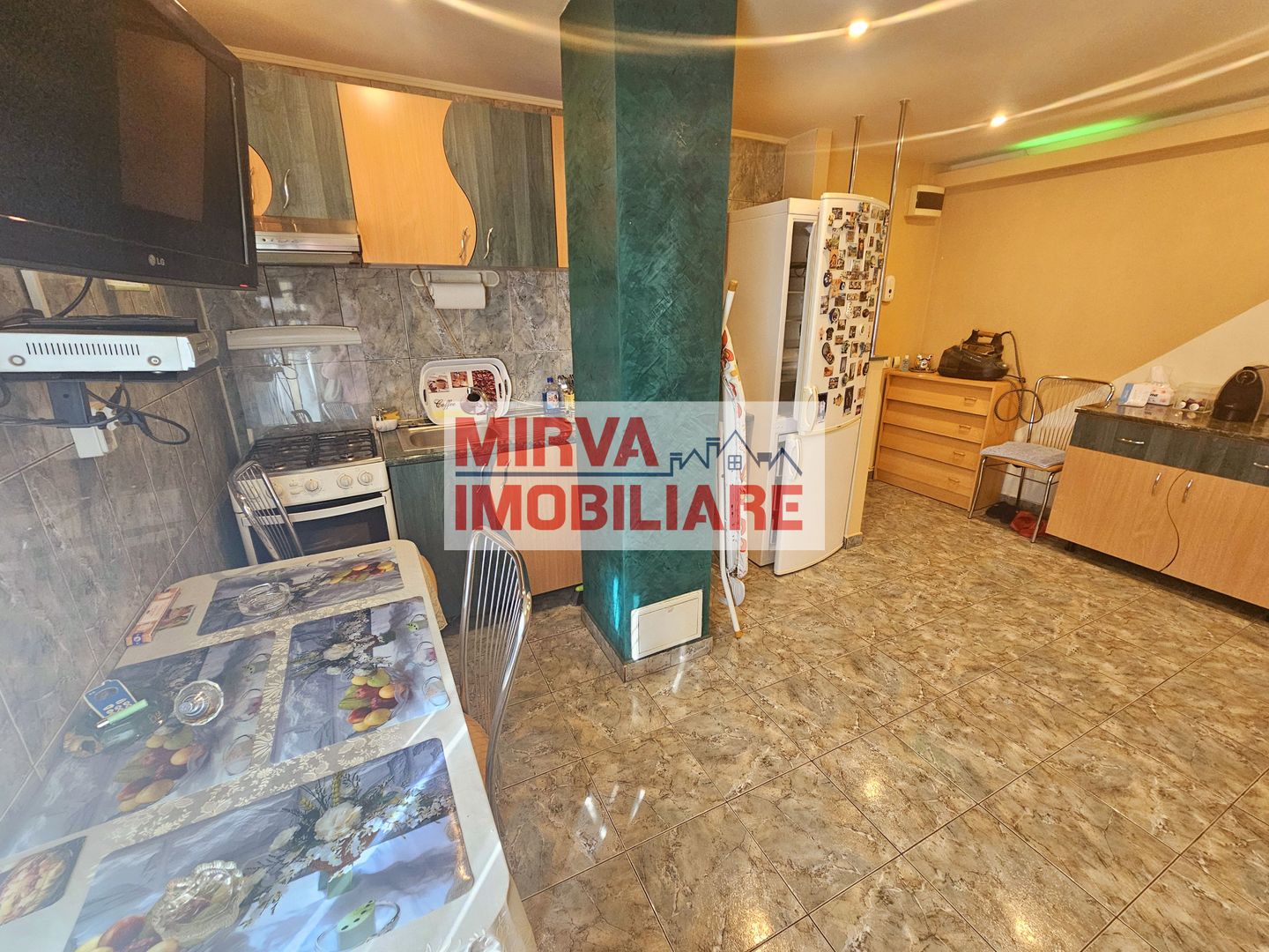 Vanzare apartament 2 camere, mobilat si utilat, in Plopeni - Poză 18