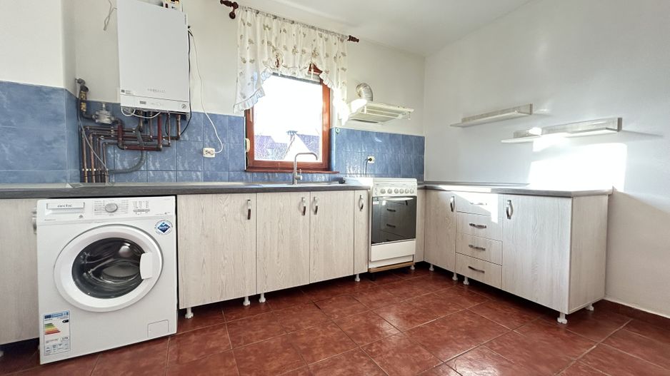 Vilă P+M Eforie Sud – 5 min de Plajă | Garaj | Ideal Investitie - Poză 3