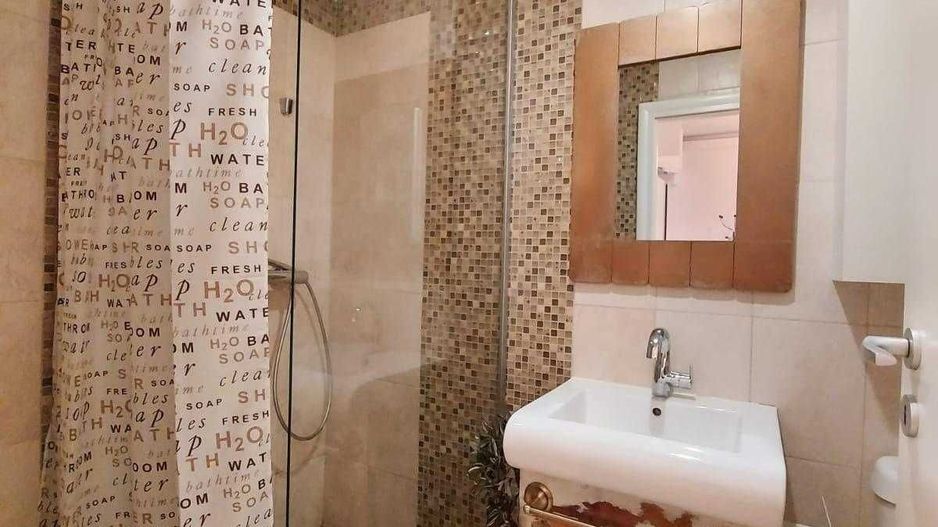 Închiriez apartament 2 camere modern,Piața Alba Iulia,centrală proprie - Poză 6