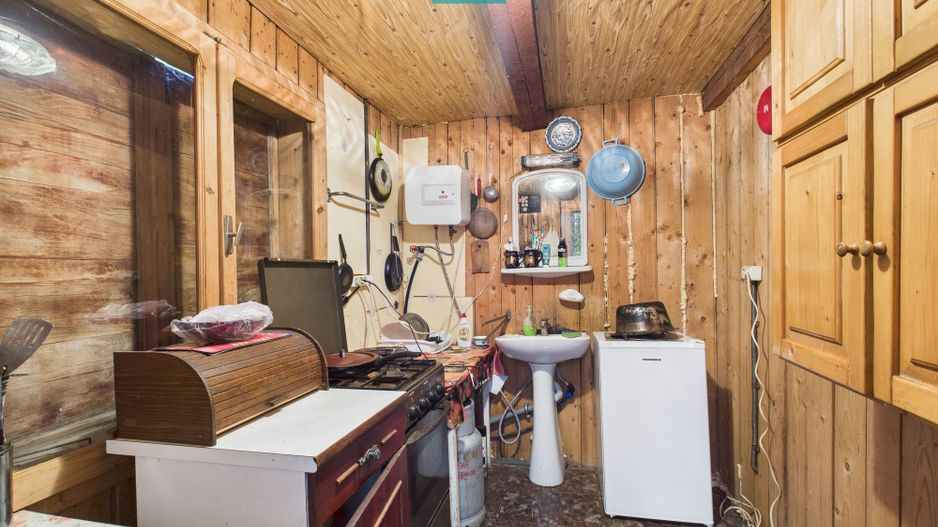 Casă de vacanță cu teren  în Lipova - Poză 9