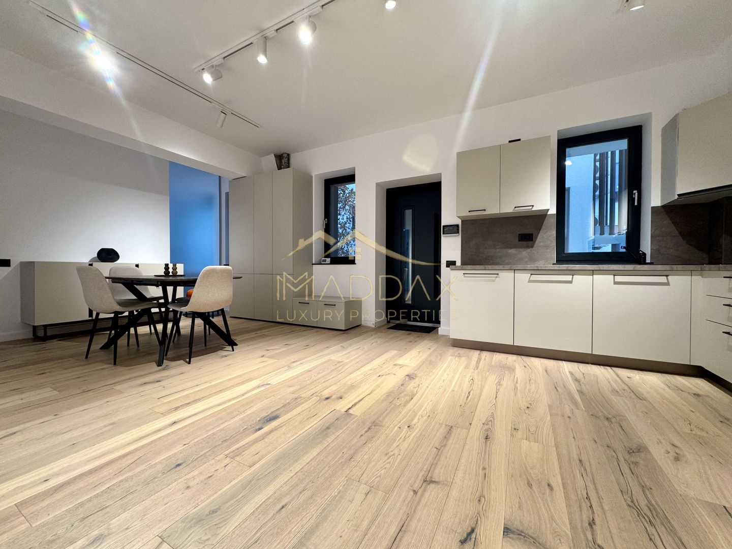 Apartament LUX*3 Camere*Prima închiriere* Parcare inlcusa// Aviatiei - Herastrau - Poză 7