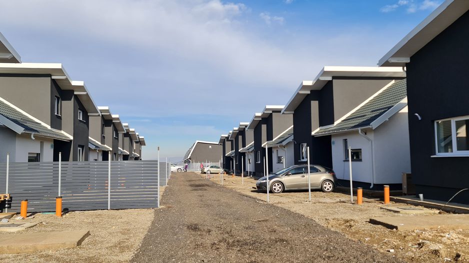 Casa 4 camere finalizata intabulata Cartier Izvor Tarlungeni - Poză 9