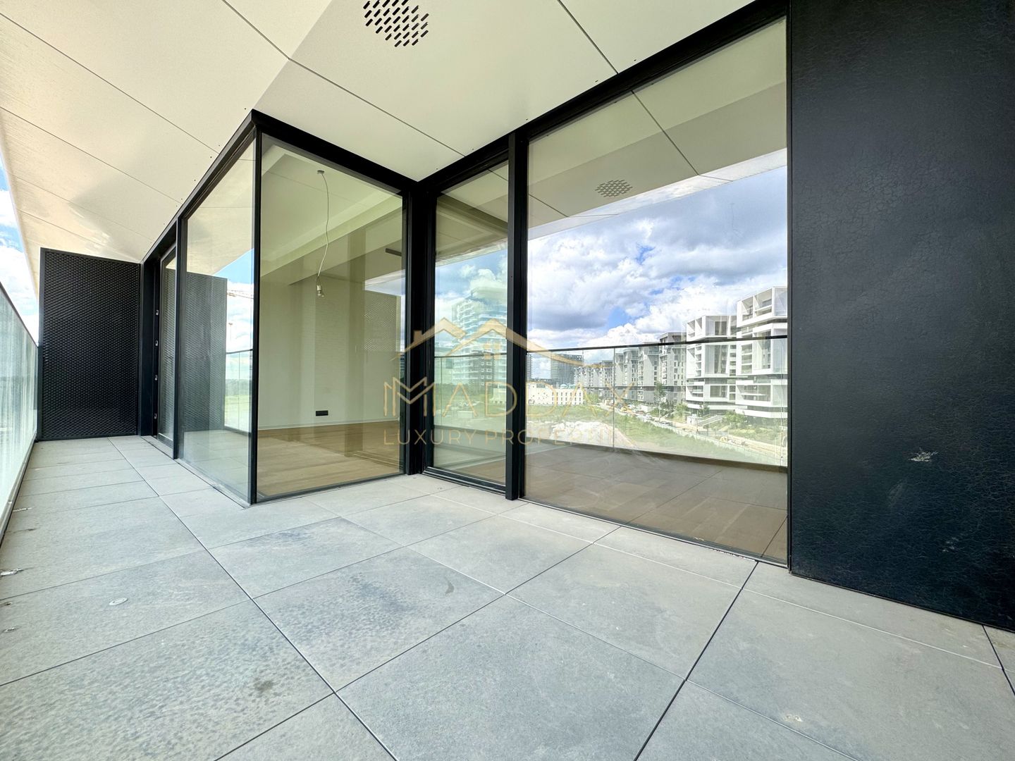 Apartament cu 4 camere // Floreasca - Poză 1