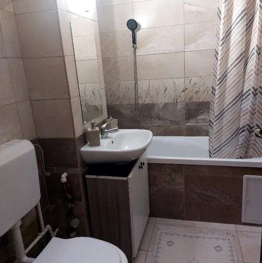 2 Camere Intrare Racadau, 56mp, mobilat si utilat, 127500Euro - Poză 8